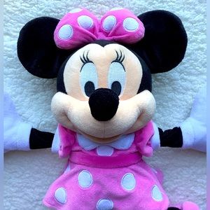 Disney Store Minnie Mouse Plush Pink Outfit 18in with Hang Tag
